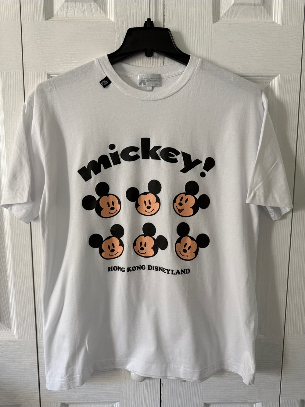 Hong Kong Disneyland Mickey Mouse graphic t-shirt Sz XL